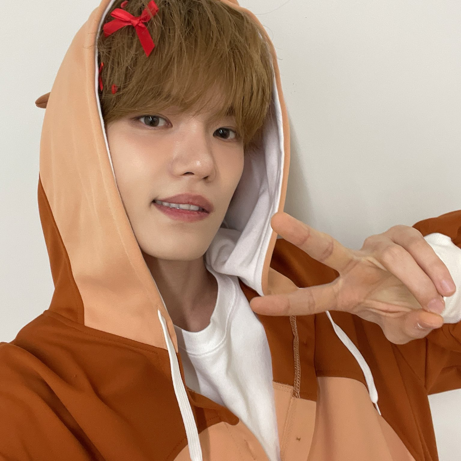 Recent activity shot of Gyehyeon (VERIVERY)