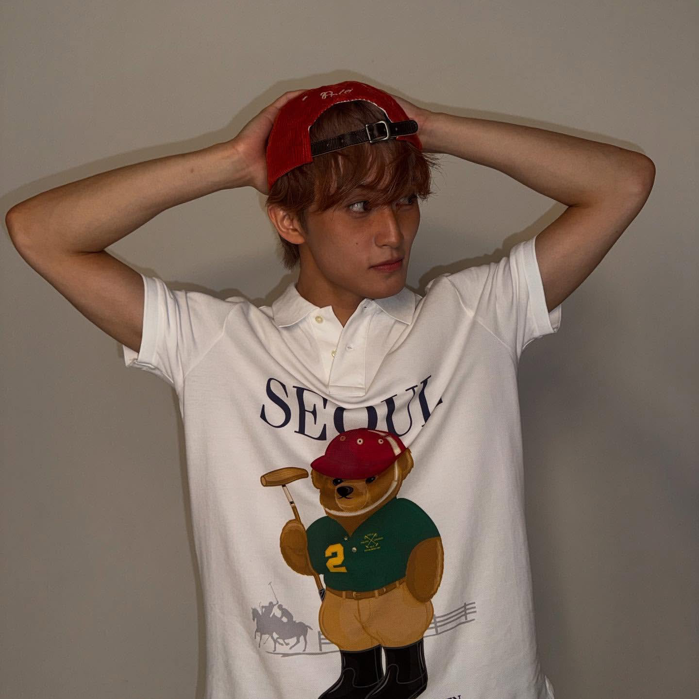 Behind-the-scenes cut of Mark (NCT 127, NCT DREAM)