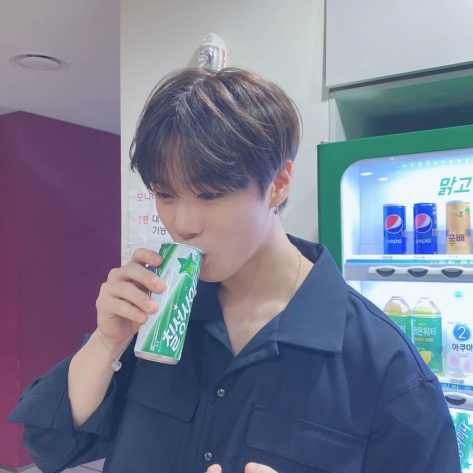 A moment captured by Moonbin (ASTRO)'s fan