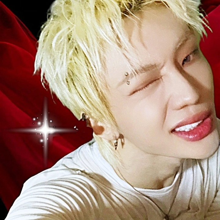 Latest photo of Junhyeok (TNX)