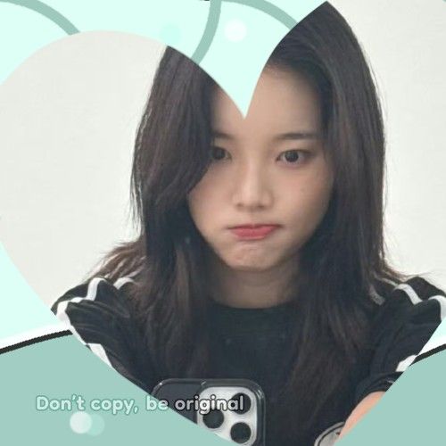 Behind-the-scenes cut of Lee Soojin (Weeekly)