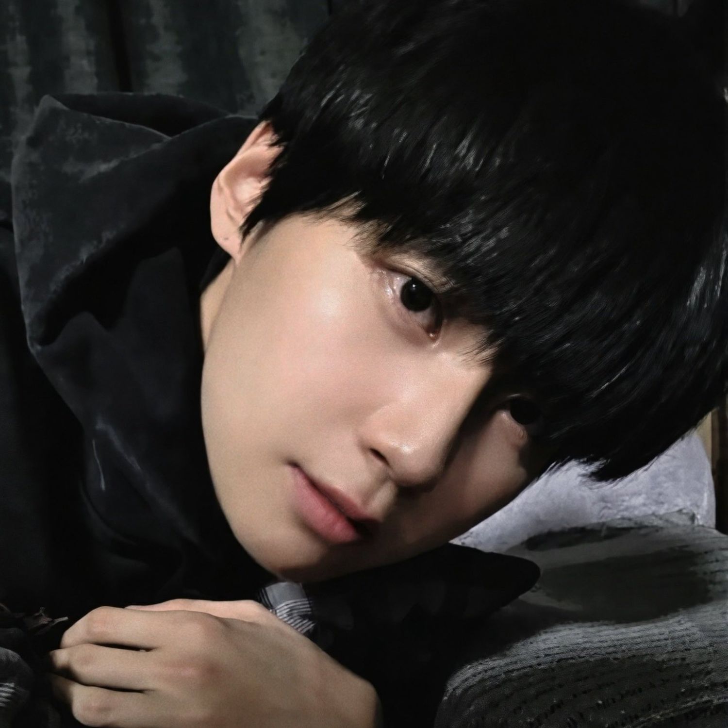 Behind-the-scenes cut of Lee Jinhyuk