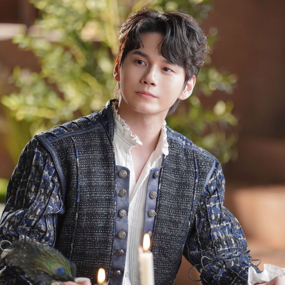 Behind-the-scenes cut of Ong Seongwu