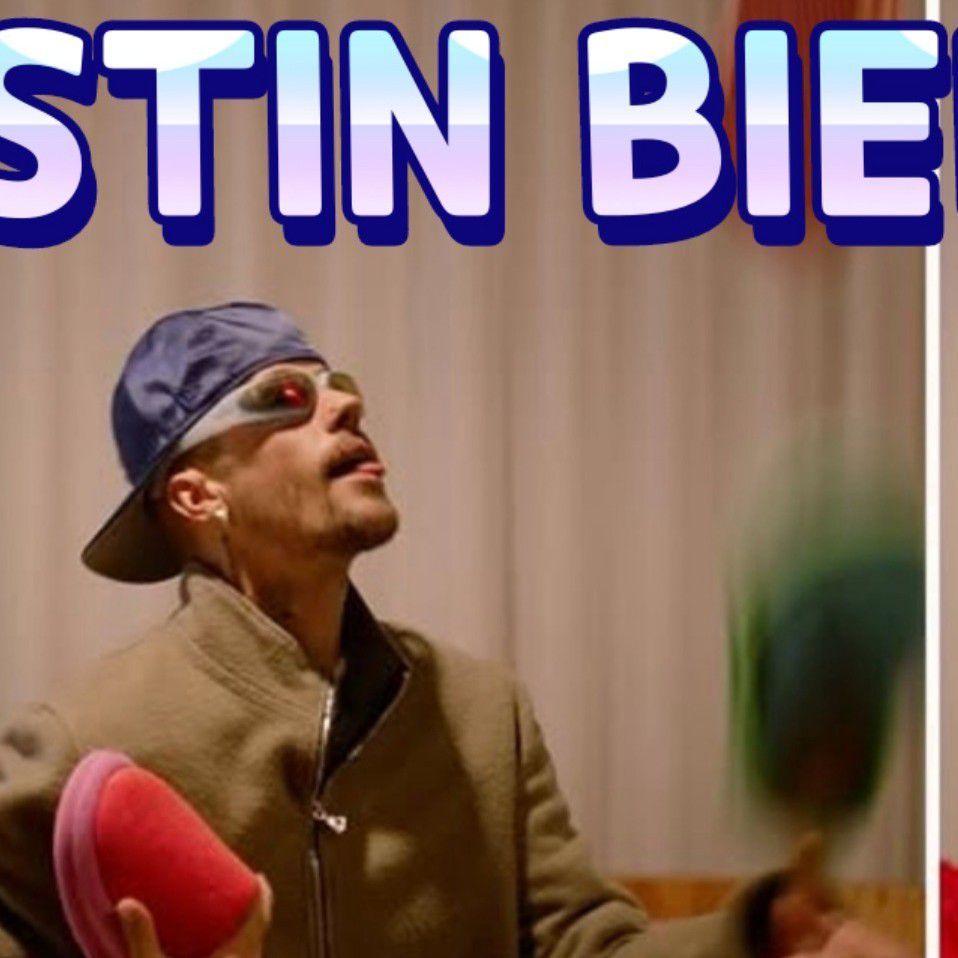 Behind-the-scenes cut of Justin Bieber