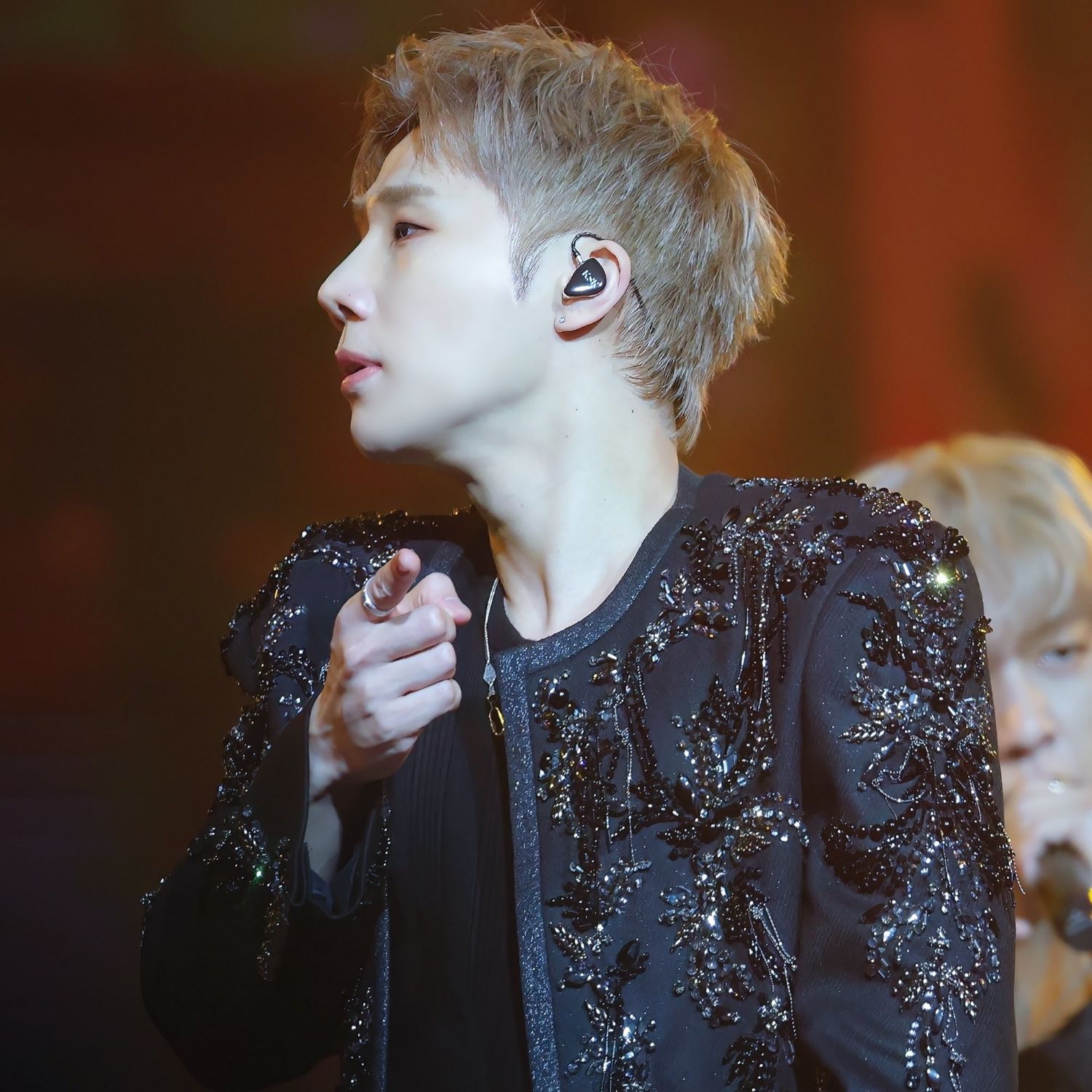 Latest photo of Sungkyu (INFINITE)