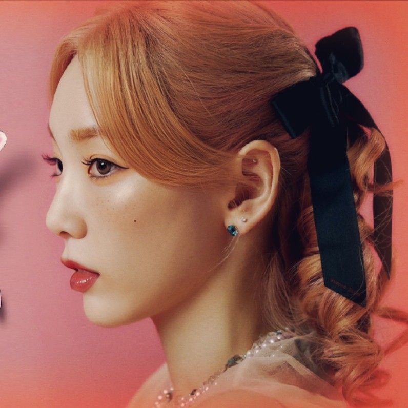 Behind-the-scenes cut of Taeyeon (Girls' Generation)