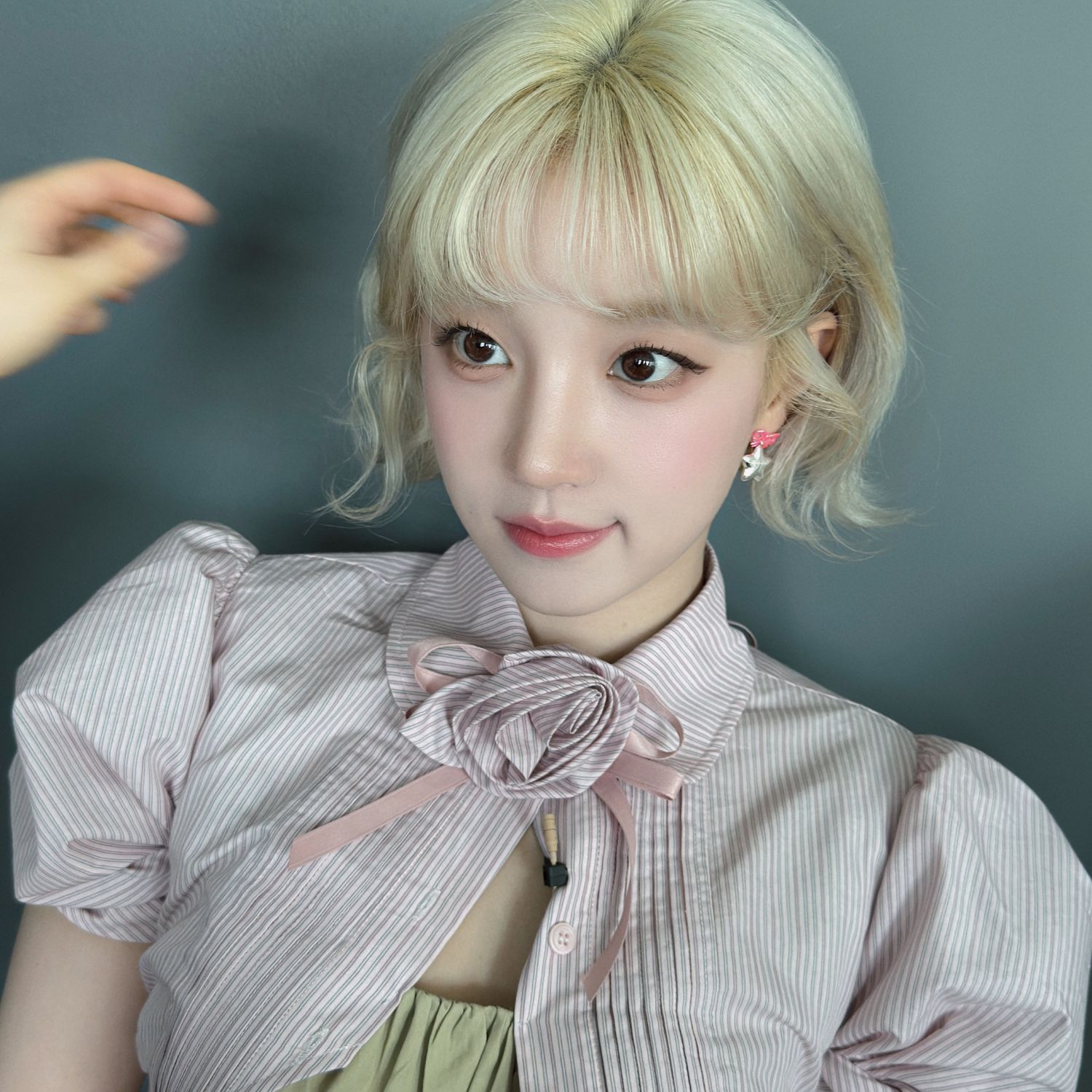 Behind-the-scenes cut of Yuqi (i-dle)