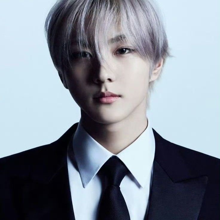 Latest photo of Jungwon (ENHYPEN)