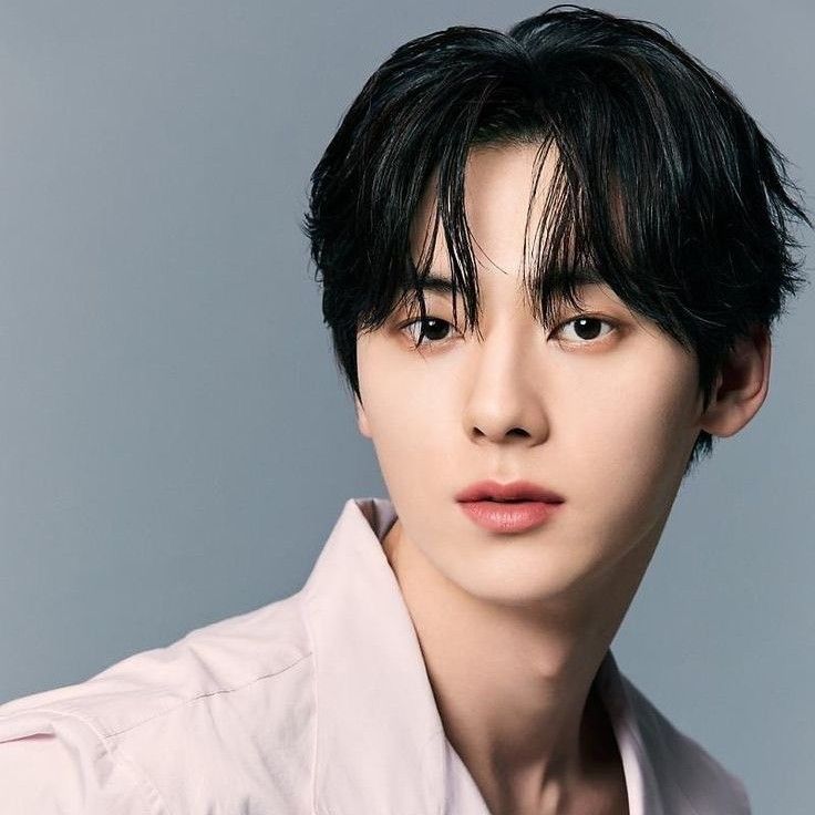 Behind-the-scenes cut of Hwang Minhyun