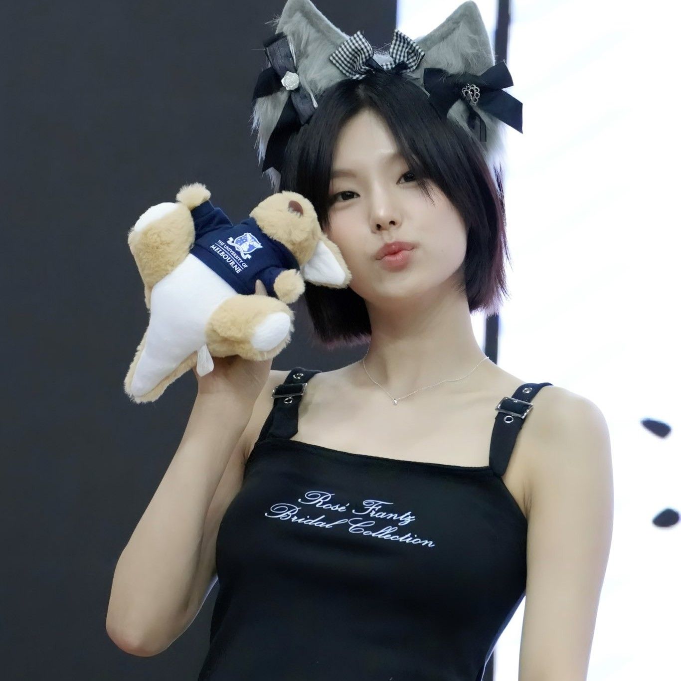 Recent activity shot of Yeji (ITZY)