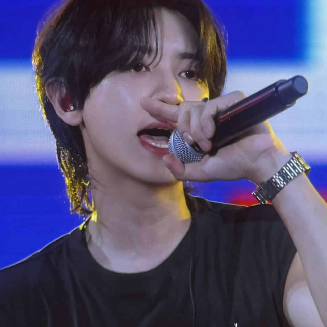 燦烈 (EXO)的最新活動照片