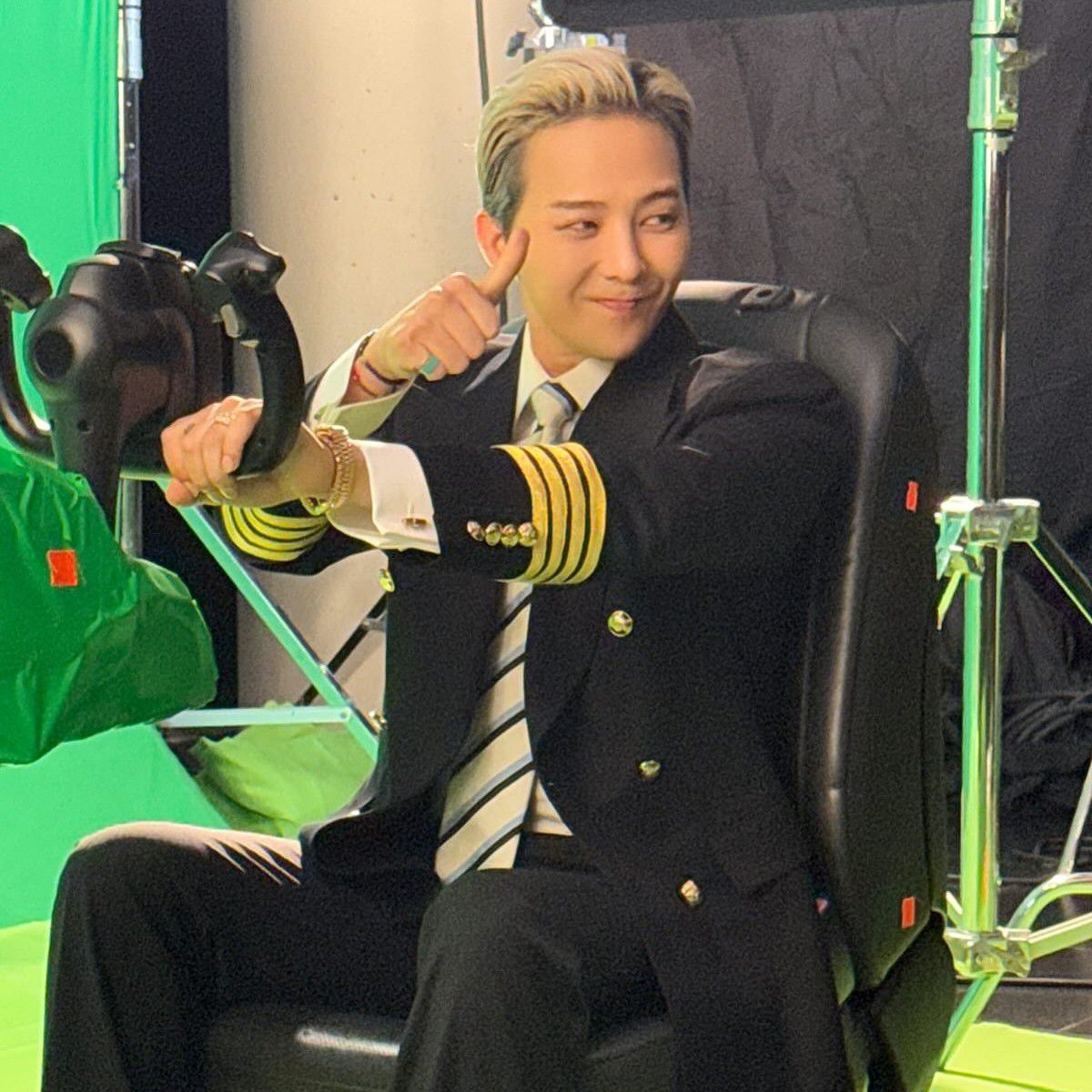 Latest photo of G-DRAGON (BIGBANG)