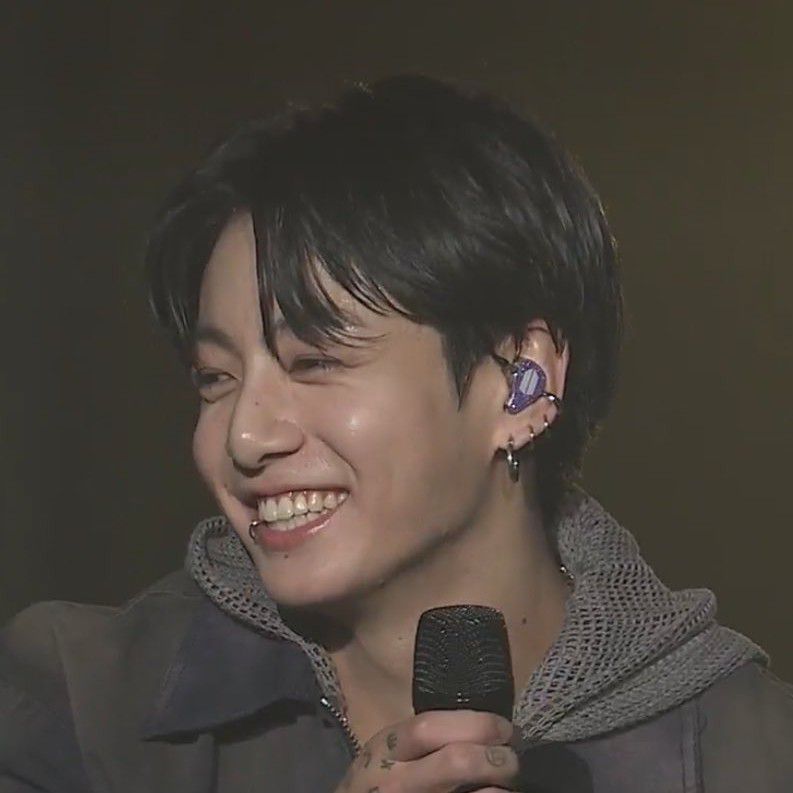 Latest photo of Jungkook (BTS)