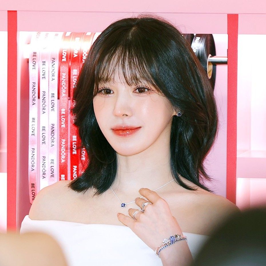 A moment captured by Wendy (Red Velvet)'s fan