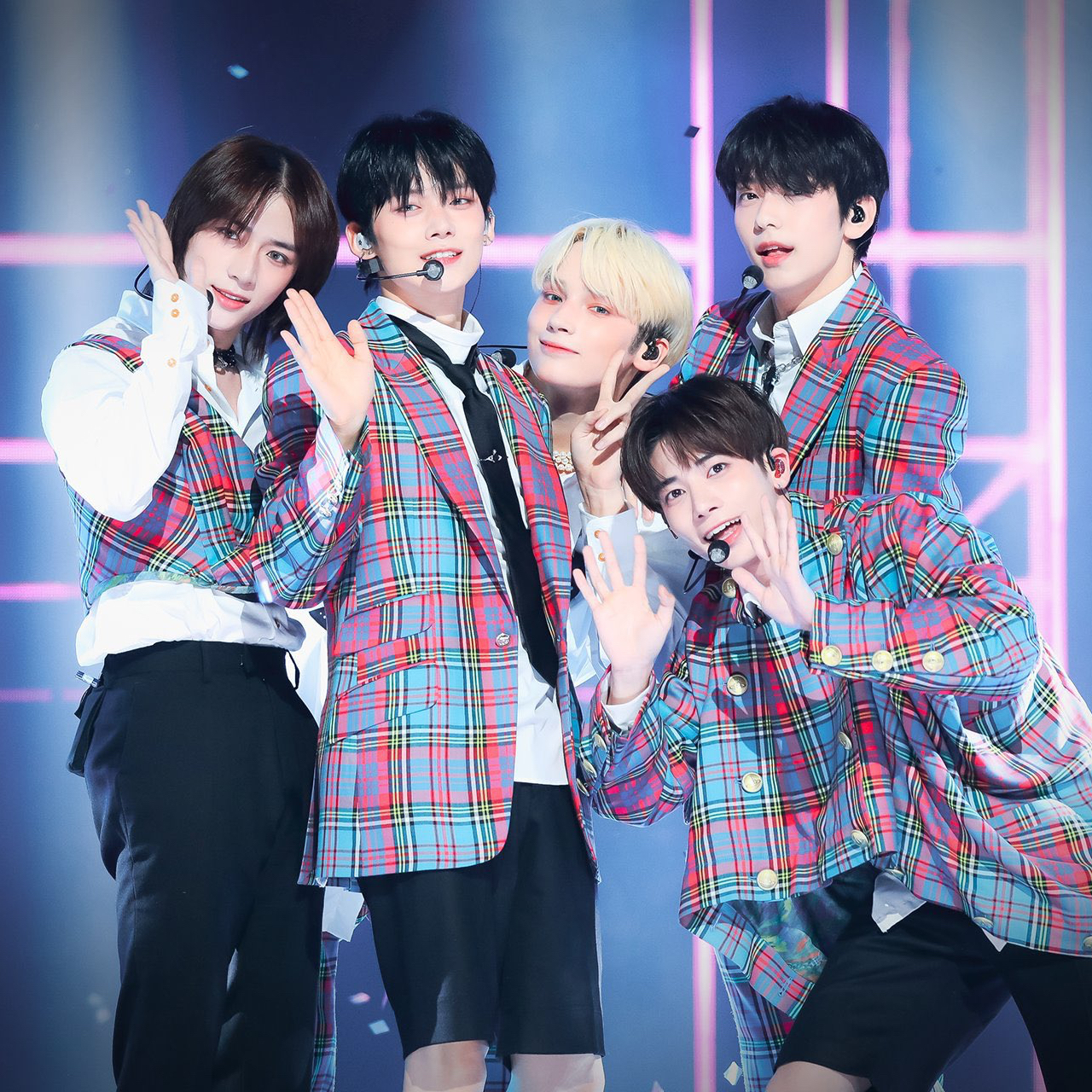 투모로우바이투게더의 최신 사진