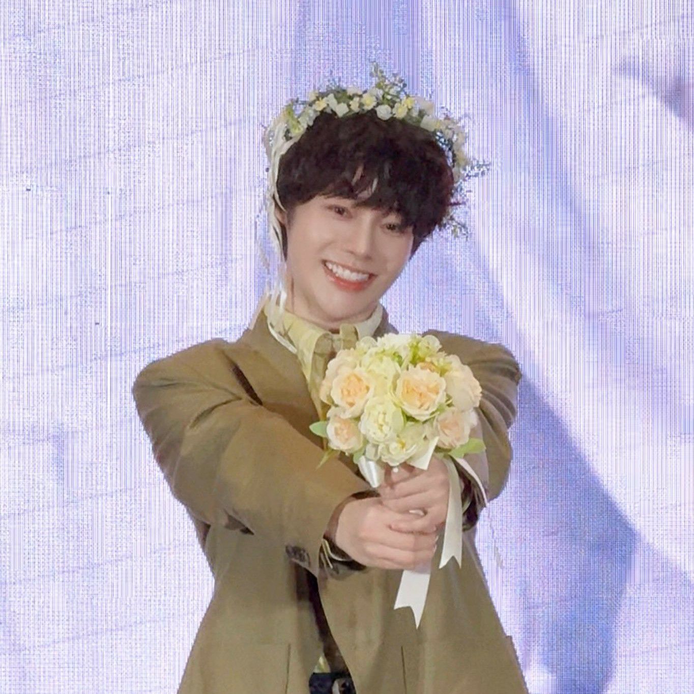 Recent activity shot of Hanbin (TEMPEST)