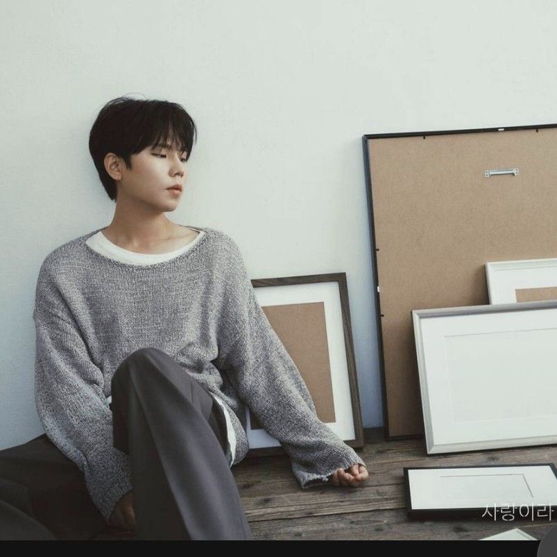 A moment captured by Jung Seunghwan's fan