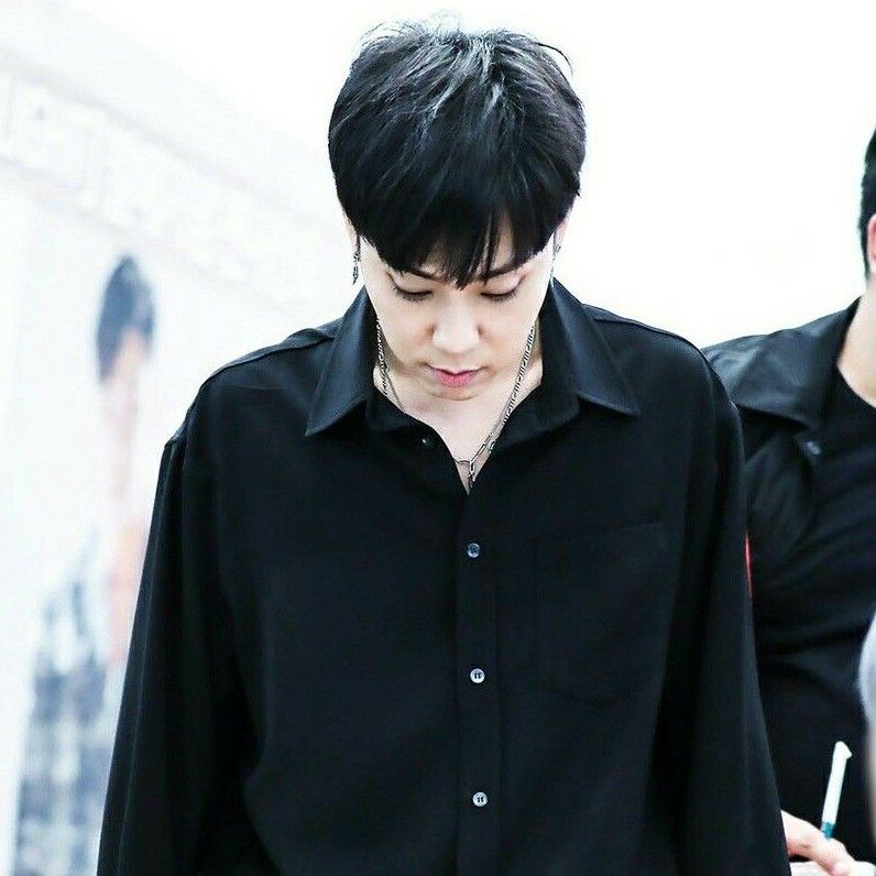 A moment captured by Eun Jiwon (SECHSKIES)'s fan