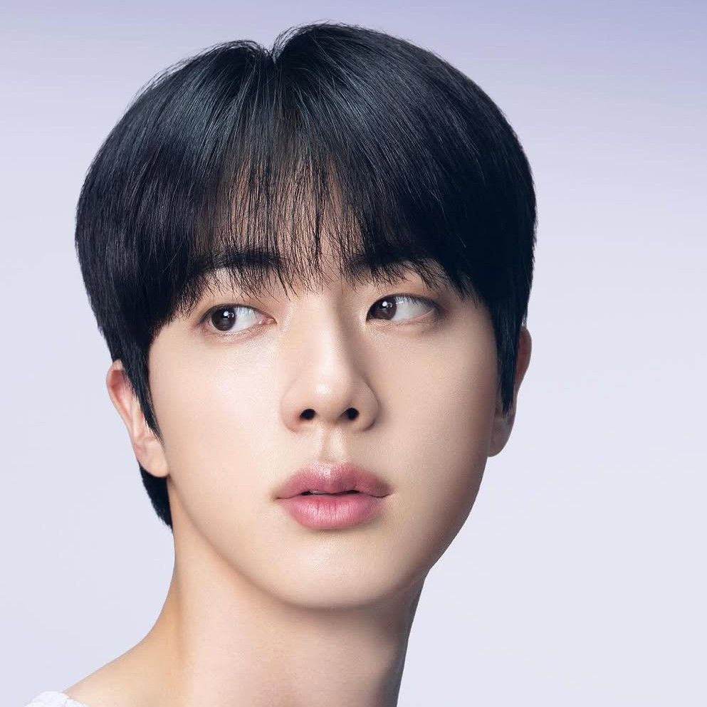 Foto terbaru Jin (BTS)