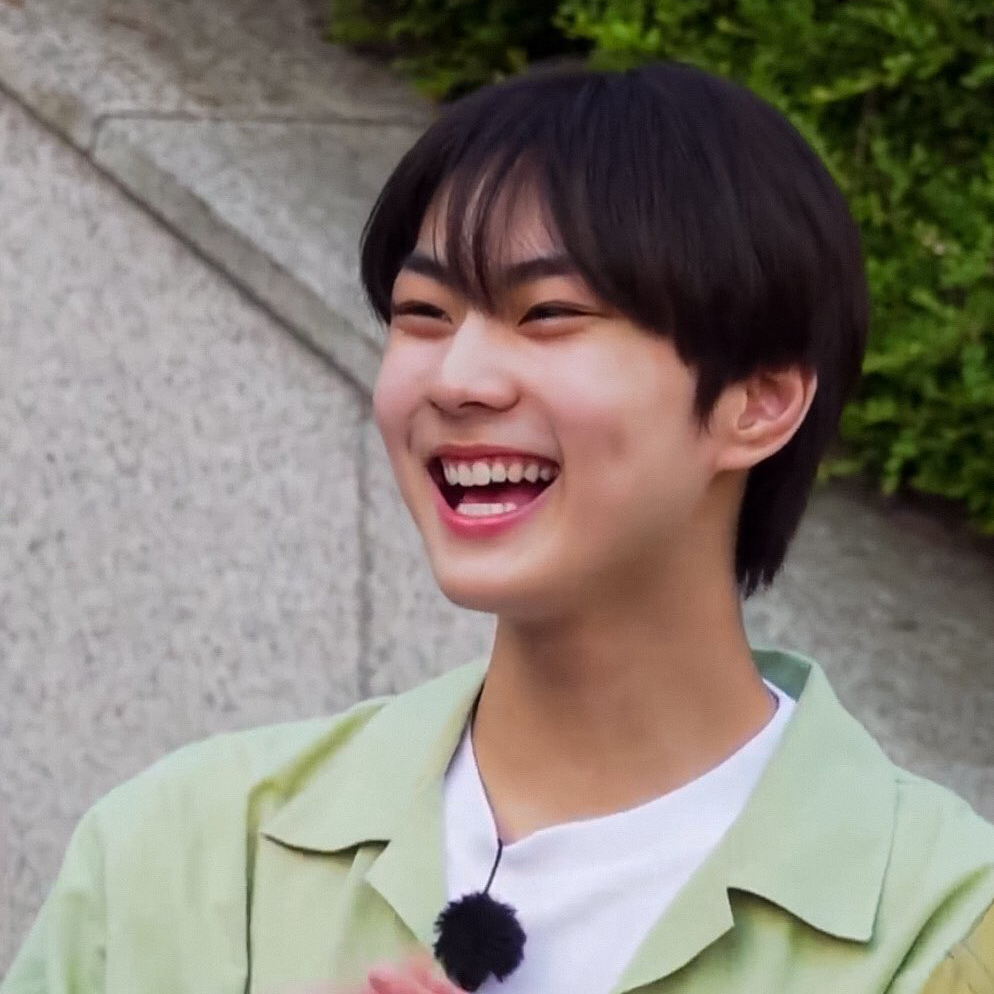 A moment captured by Jungwon (ENHYPEN)'s fan