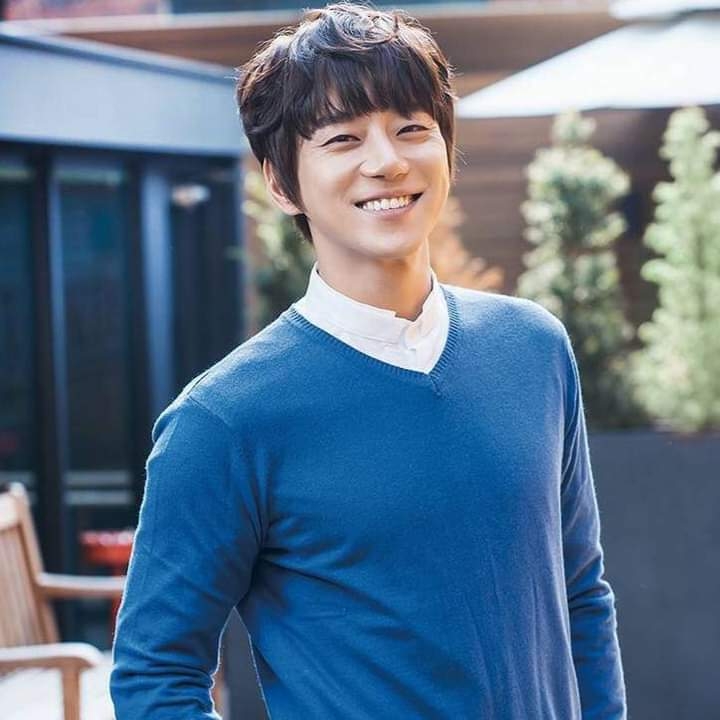 Behind-the-scenes cut of Hwang Chiyeol