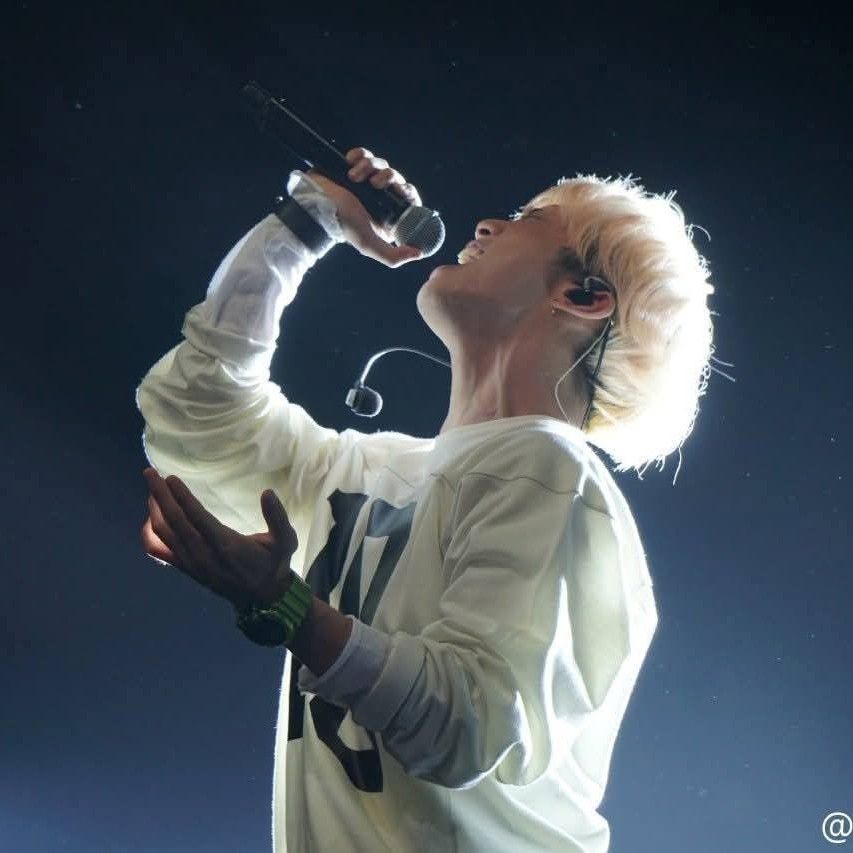 Recent activity shot of Jonghyun (SHINee)