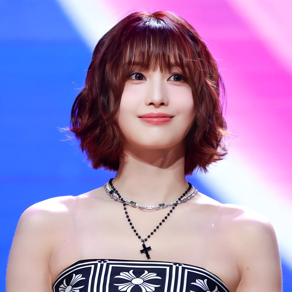 Latest photo of Momo (TWICE)