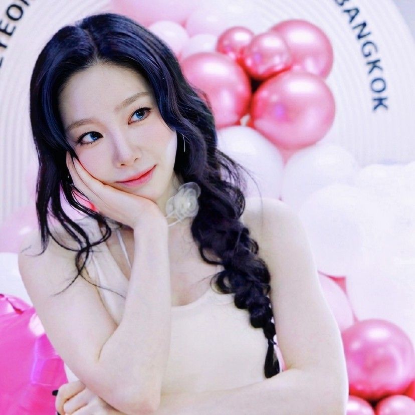 Recent activity shot of Taeyeon (Girls' Generation)