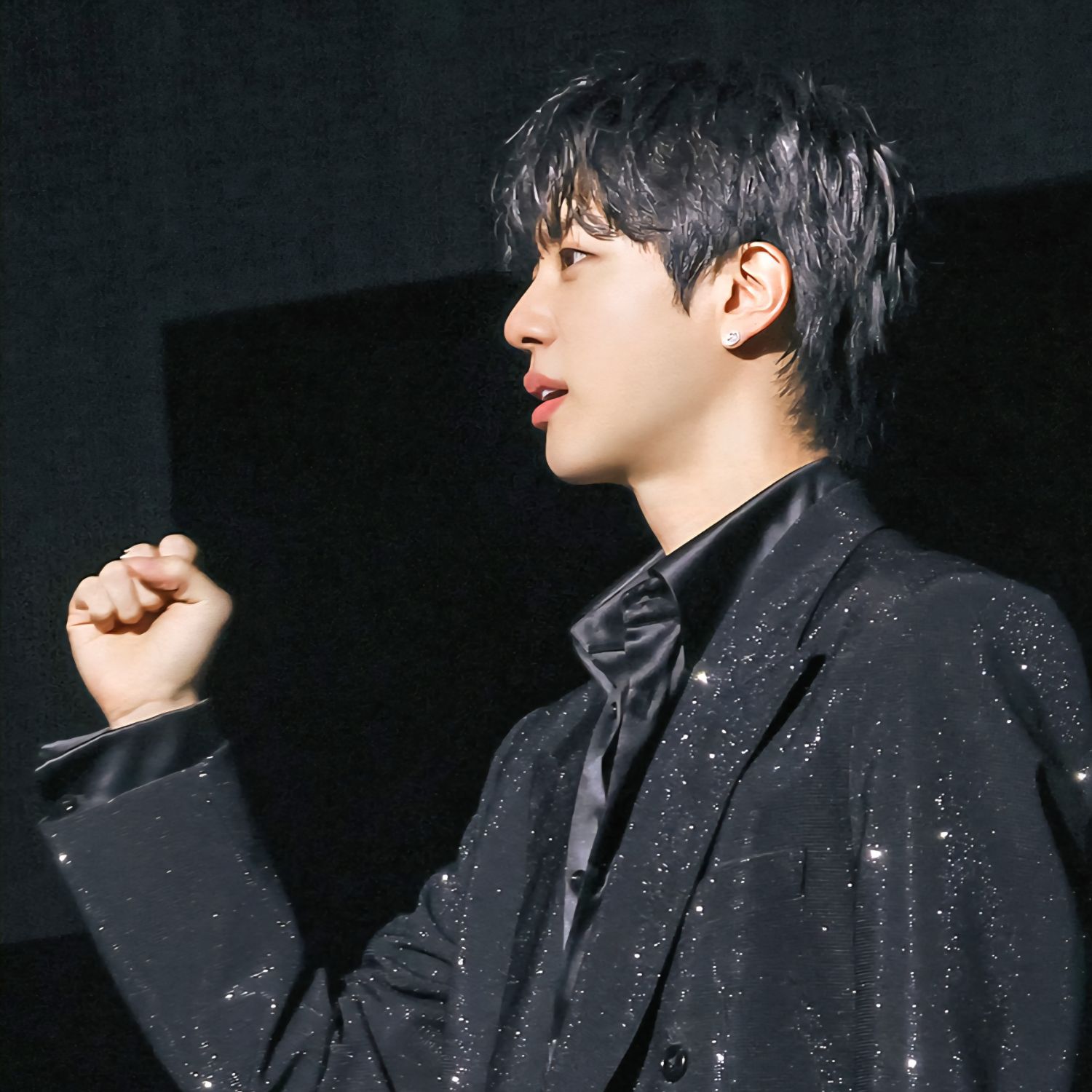 진 (방탄소년단) 최근 활동샷