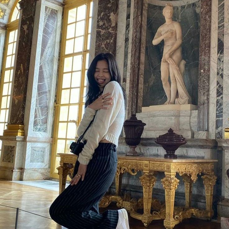 제니 (BLACKPINK)의 비하인드 컷