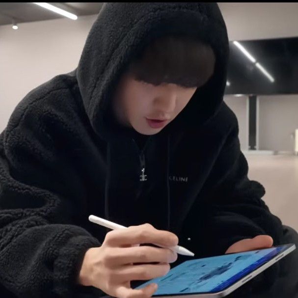 Latest photo of Chanyeol (EXO)