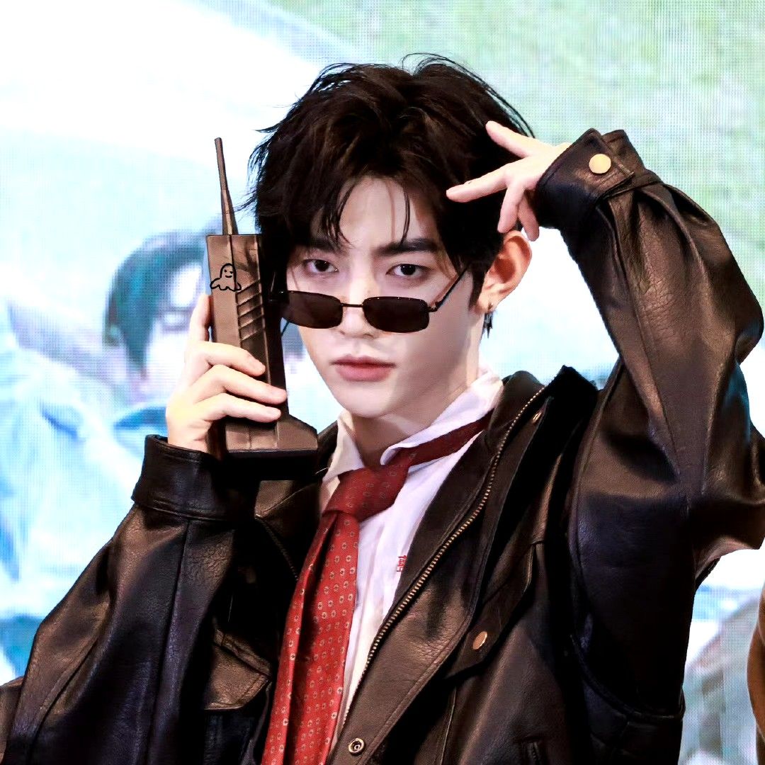 A moment captured by Zhang Hao (ZEROBASEONE)'s fan