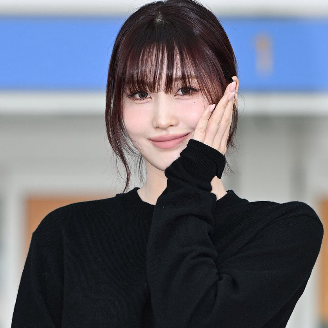 Potret di balik layar Momo (TWICE)