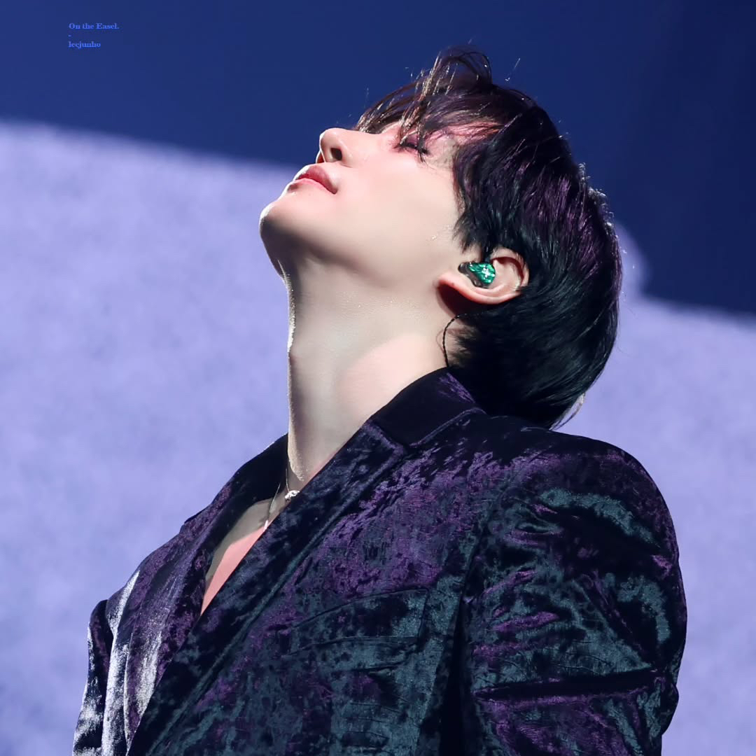 A moment captured by Junho (2PM)'s fan
