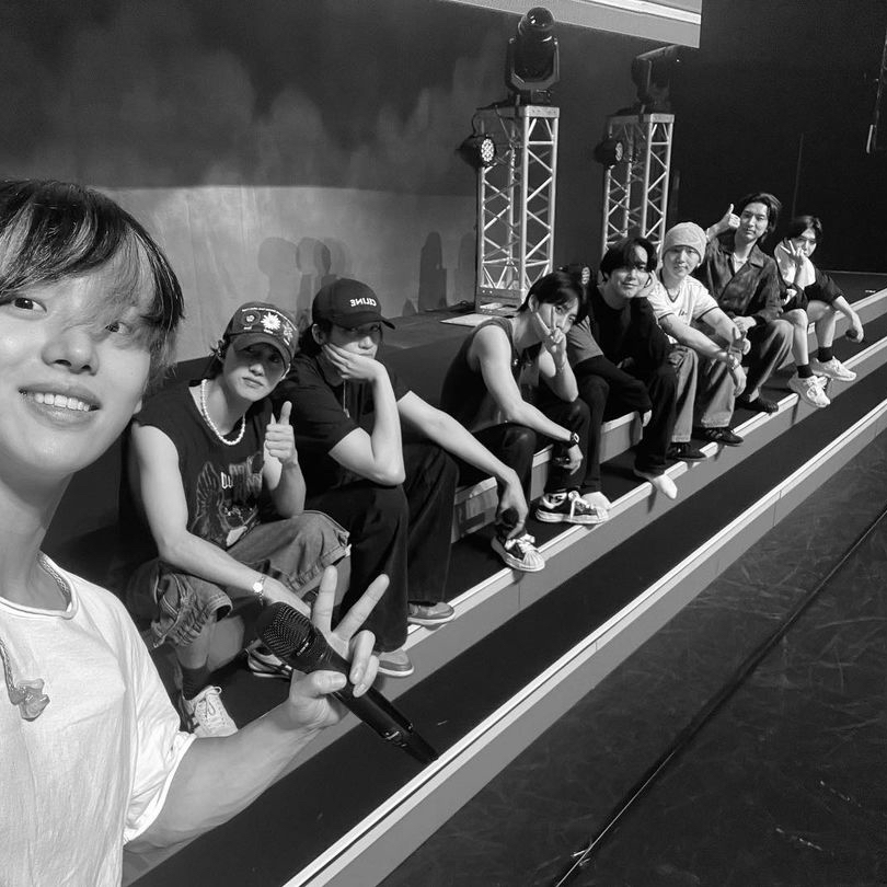 A moment captured by PENTAGON's fan