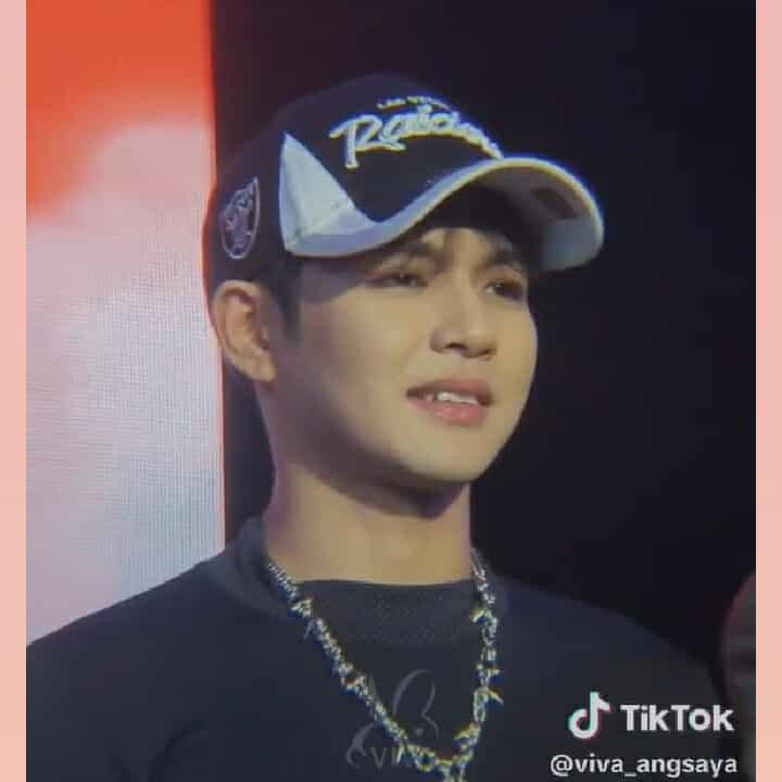 Behind-the-scenes cut of Kim (HORI7ON)