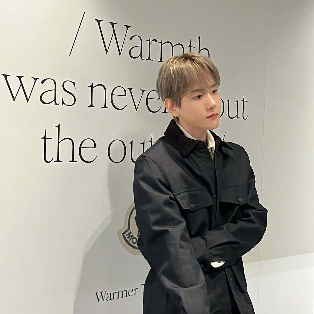 Recent activity shot of Baekhyun (EXO)