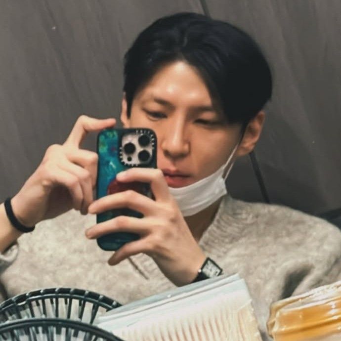 Konten idola populer yang trending di komunitas