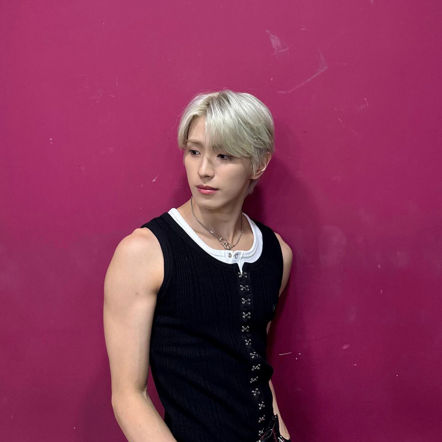 Behind-the-scenes cut of Yonghee (CIX)