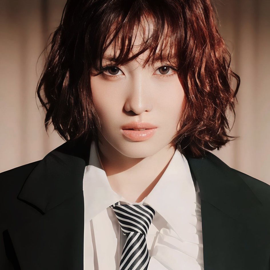 Foto terbaru Momo (TWICE)