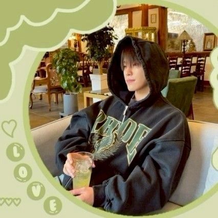 Latest photo of Dino (SEVENTEEN)