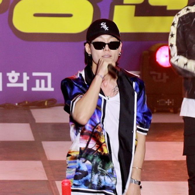 A moment captured by BOBBY (iKON)'s fan