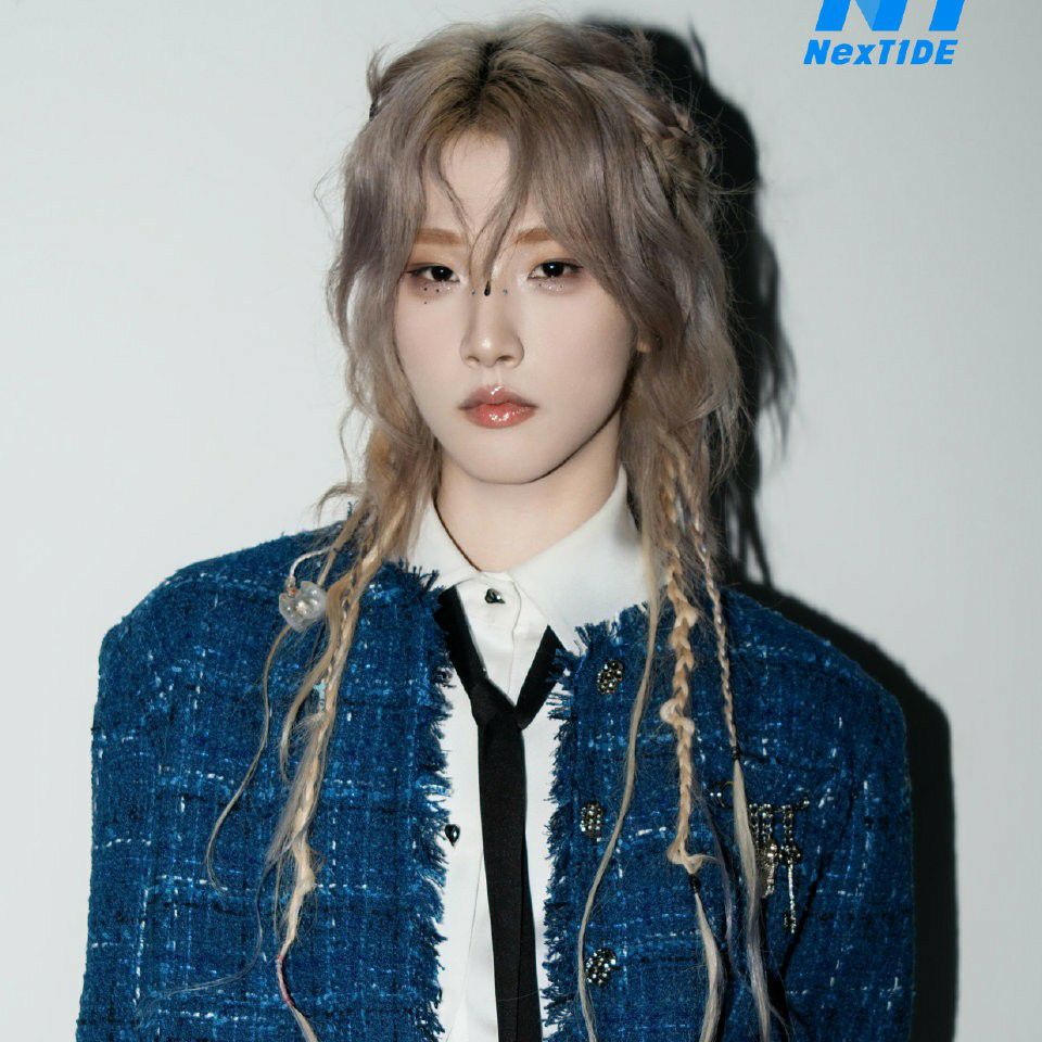 A moment captured by Hu Yetao (NexT1DE)'s fan