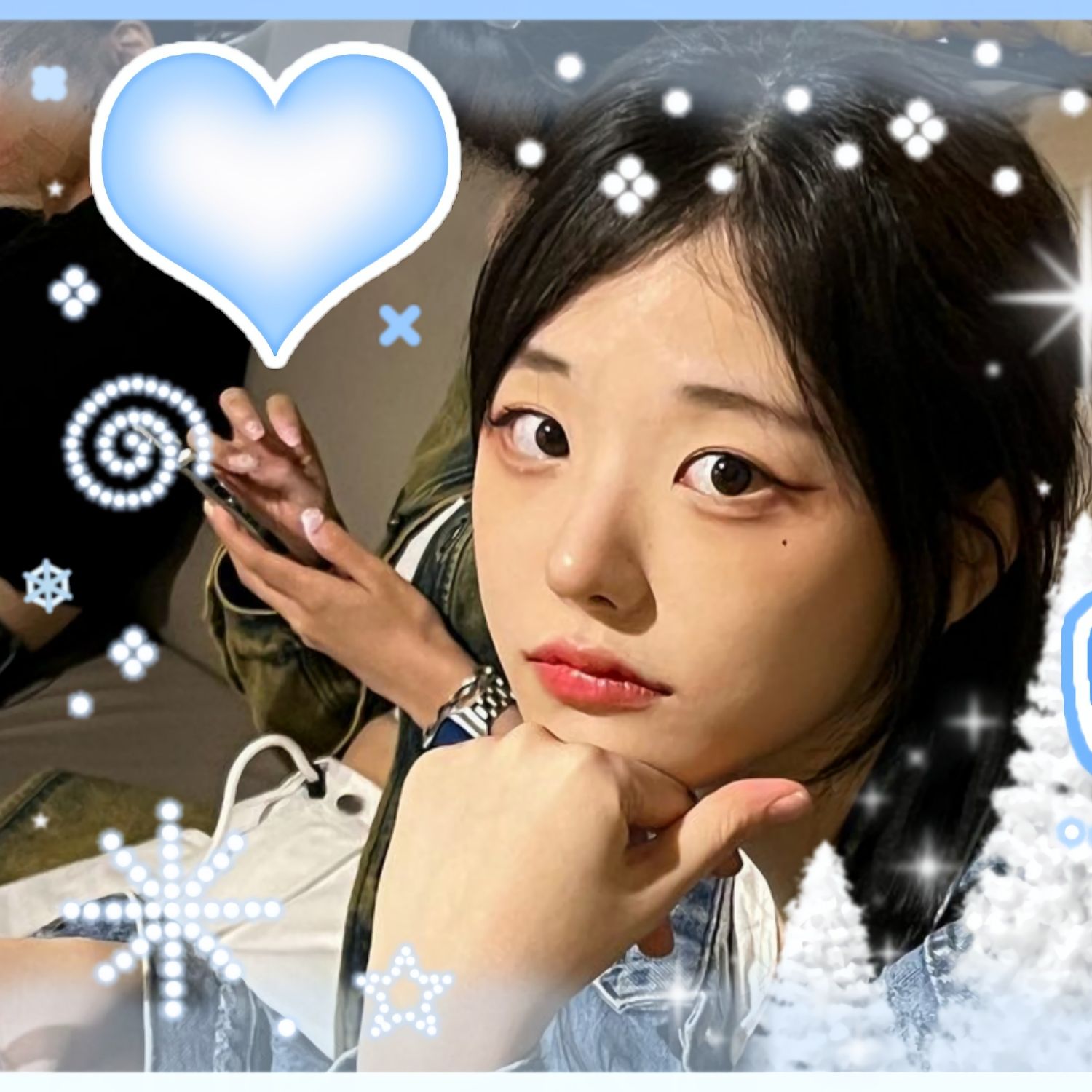 A moment captured by Hina (QWER)'s fan