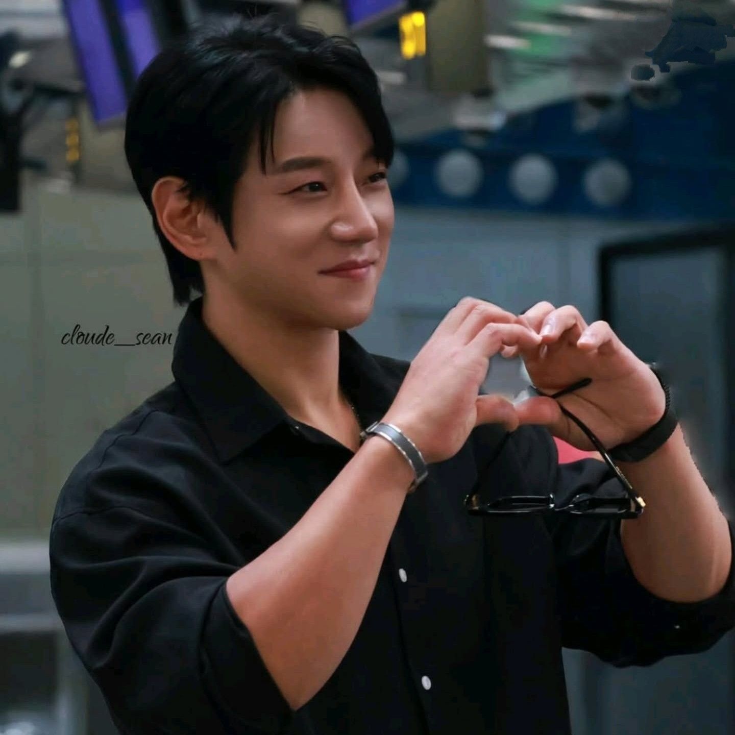 Recent activity shot of Hwang Chiyeol
