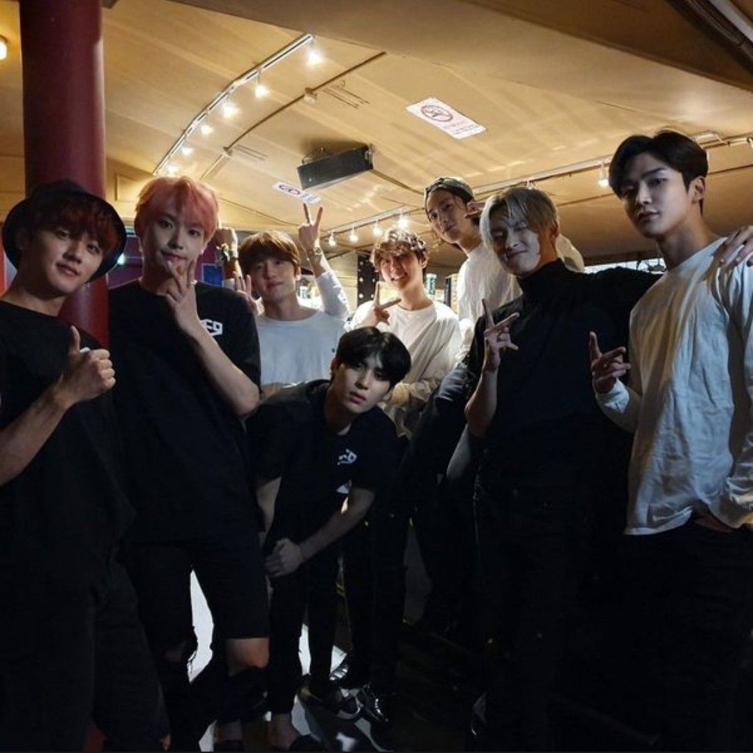 A moment captured by SF9's fan