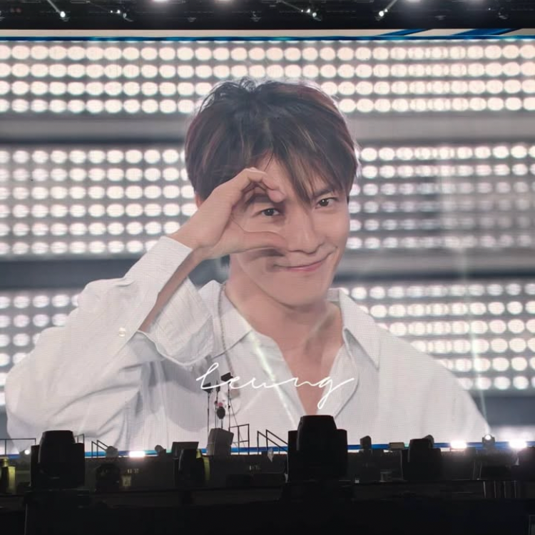 Recent activity shot of Donghae (Super Junior)