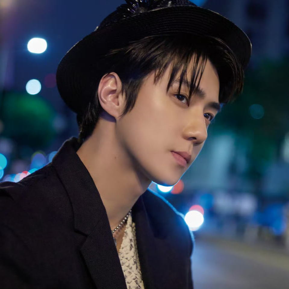 세훈 (EXO) 최근 활동샷