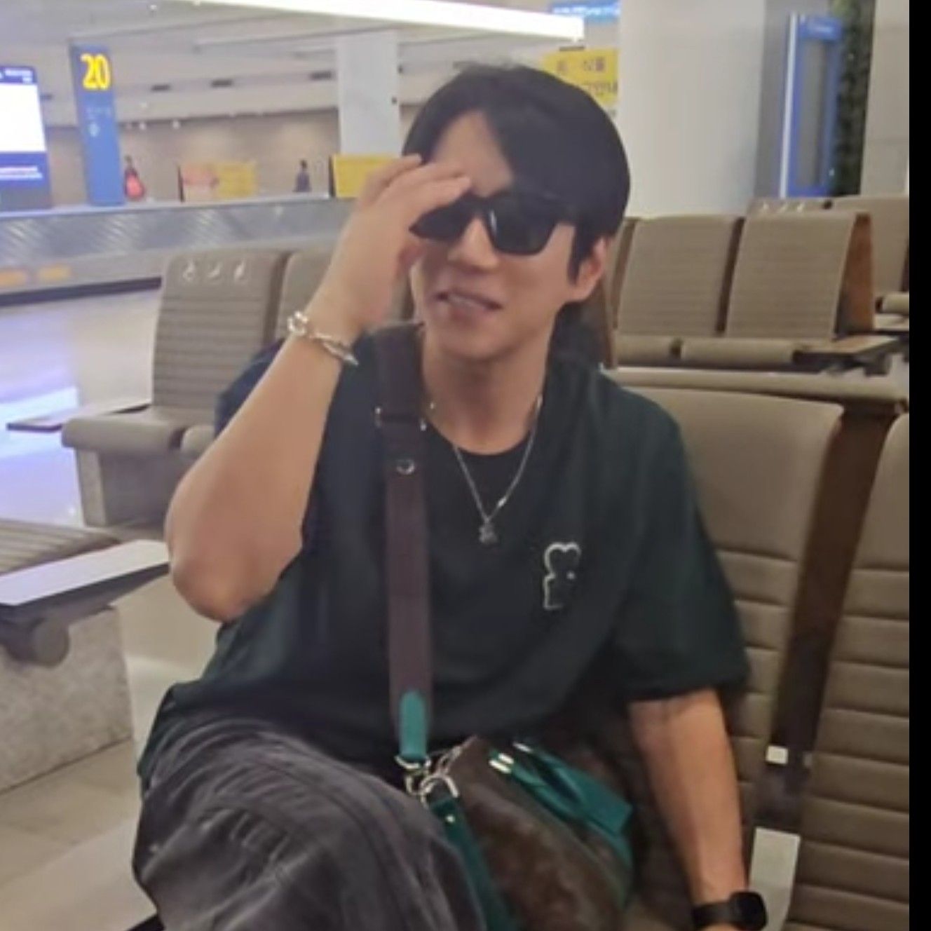 Foto terbaru Hwang Chiyeol