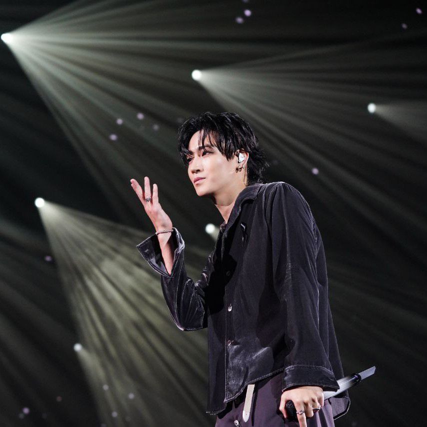 Foto terbaru JAY B (GOT7)